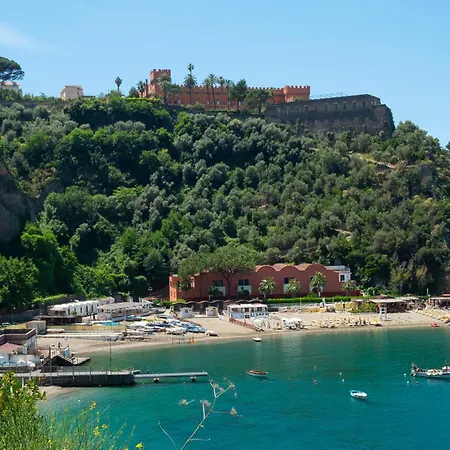 Real Domus Apartment Vico Equense
